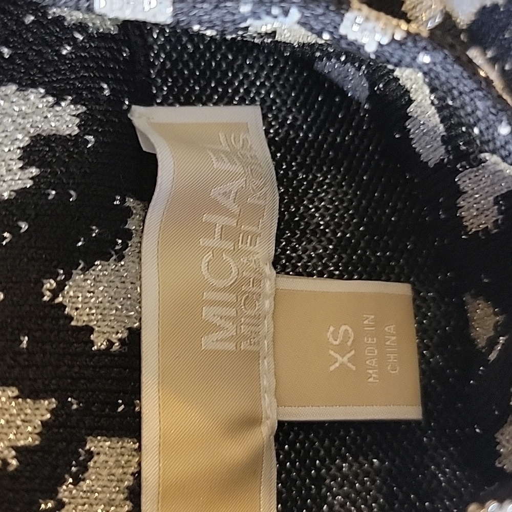 Michael Kors-Shimmery blk/gray animal print dress with bell sleeves Size XS. - Picture 15 of 15